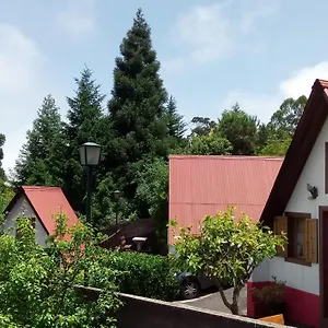 Chalet Abrigo Da Serra- Nature Trails, Santana (Madeira)